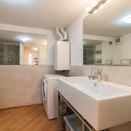 Iflat Ape Ponte Sisto Apartment Rome