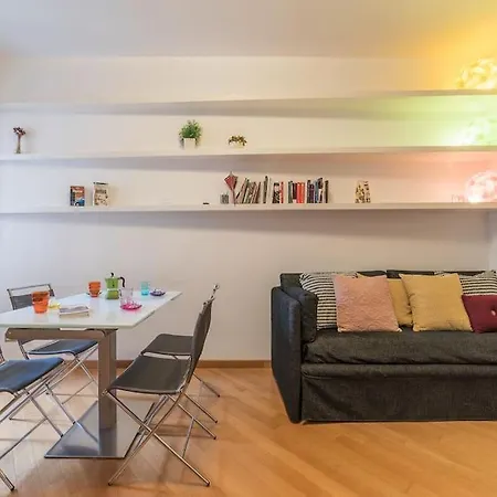 Iflat Ape Ponte Sisto アパート