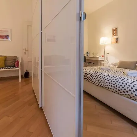 Iflat Ape Ponte Sisto * ローマ